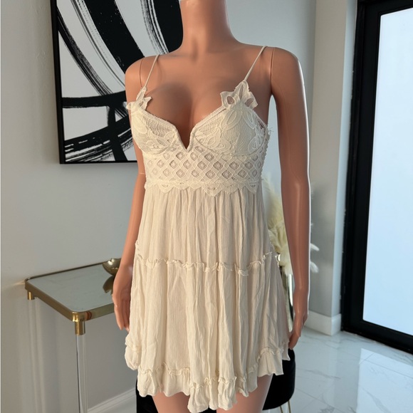 Lace Trim White Mini Dress - Picture 1 of 4